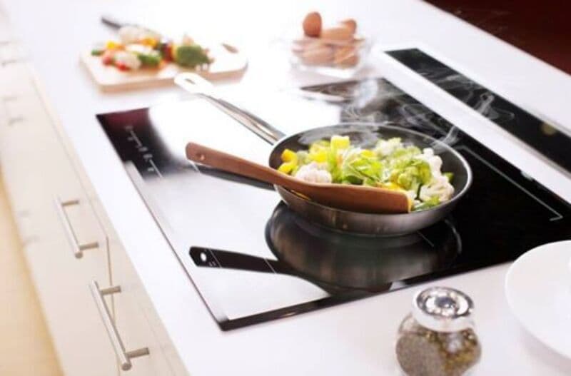 Công nghệ cảm biến chiên xào trên bếp từ Bosch có gì đặc biệt?